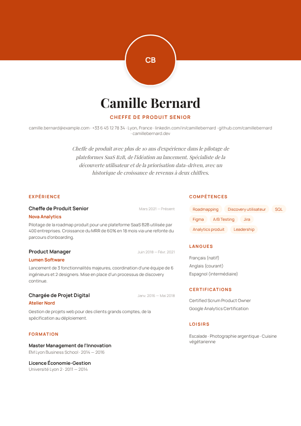 Modèle de CV Photo Débordante